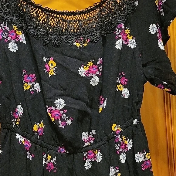 Beautiful Torrid dress NWOT - Picture 6 of 8